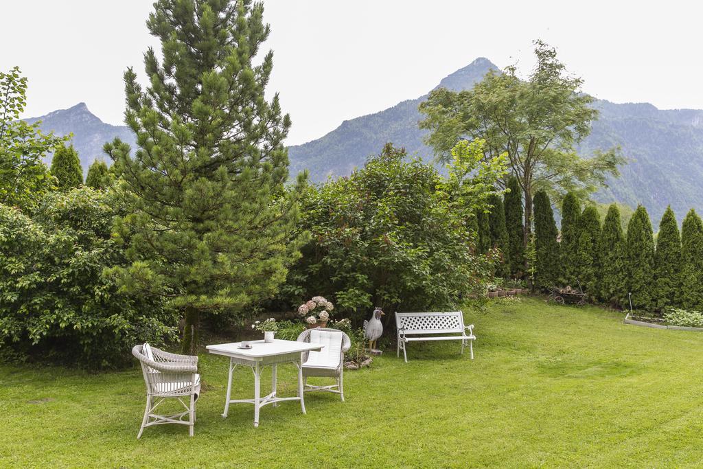 Forest Chalet, 15 Min To Salzburg Olt Town, And Most Beautiful Lakes, Secluded Location, 1,000 Sqm Garden, Mountainview, Panorama Sauna, Bath Whirlpool, Bbq&Bikes&Sunbeds For Free, Up To 10 P Golling an der Salzach Buitenkant foto
