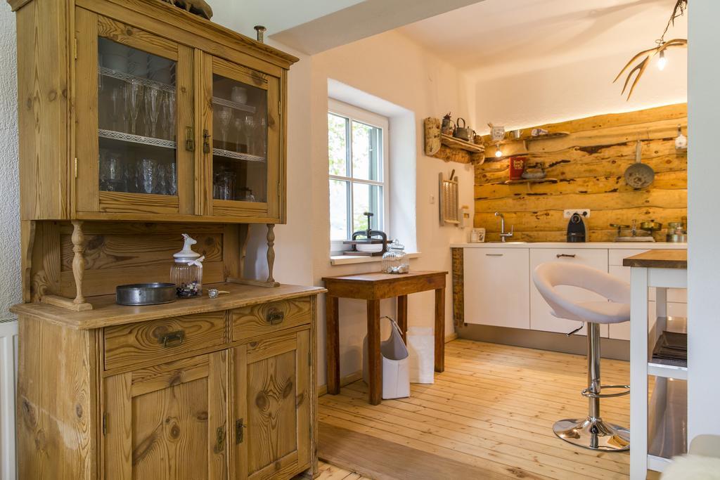 Forest Chalet, 15 Min To Salzburg Olt Town, And Most Beautiful Lakes, Secluded Location, 1,000 Sqm Garden, Mountainview, Panorama Sauna, Bath Whirlpool, Bbq&Bikes&Sunbeds For Free, Up To 10 P Golling an der Salzach Kamer foto